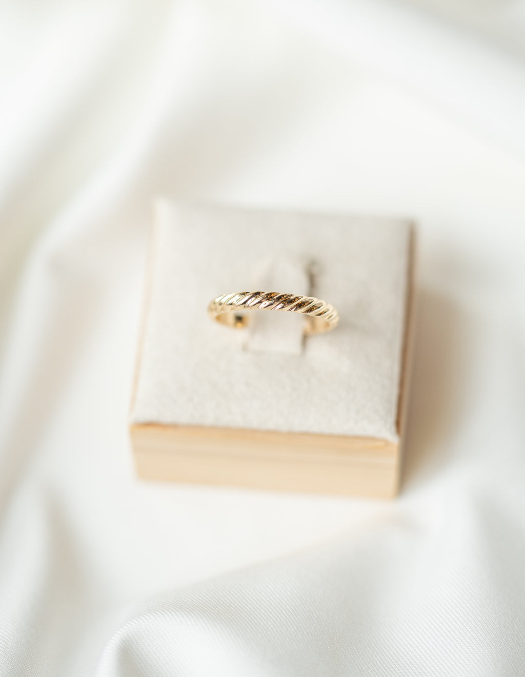 Thick Half Round Twist - 14K Gold Filled