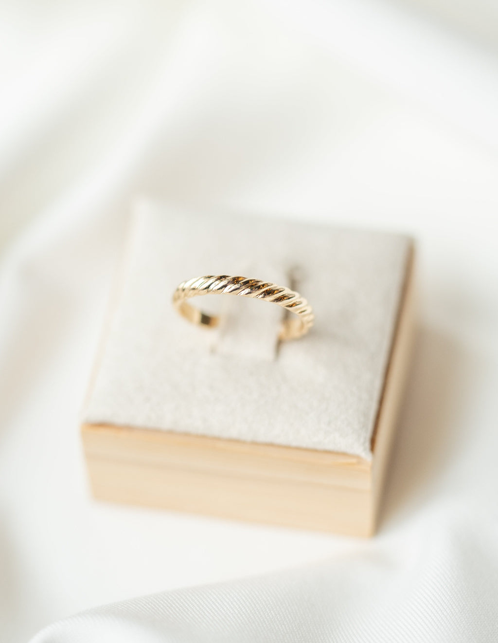 Thick Half Round Twist - 14K Gold Filled