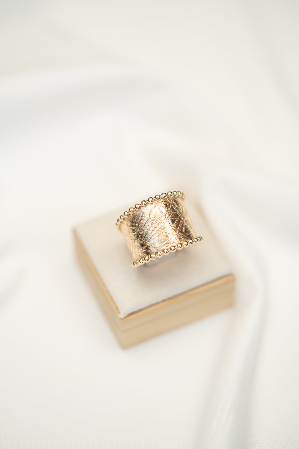 Thick Beaded Edge Ring