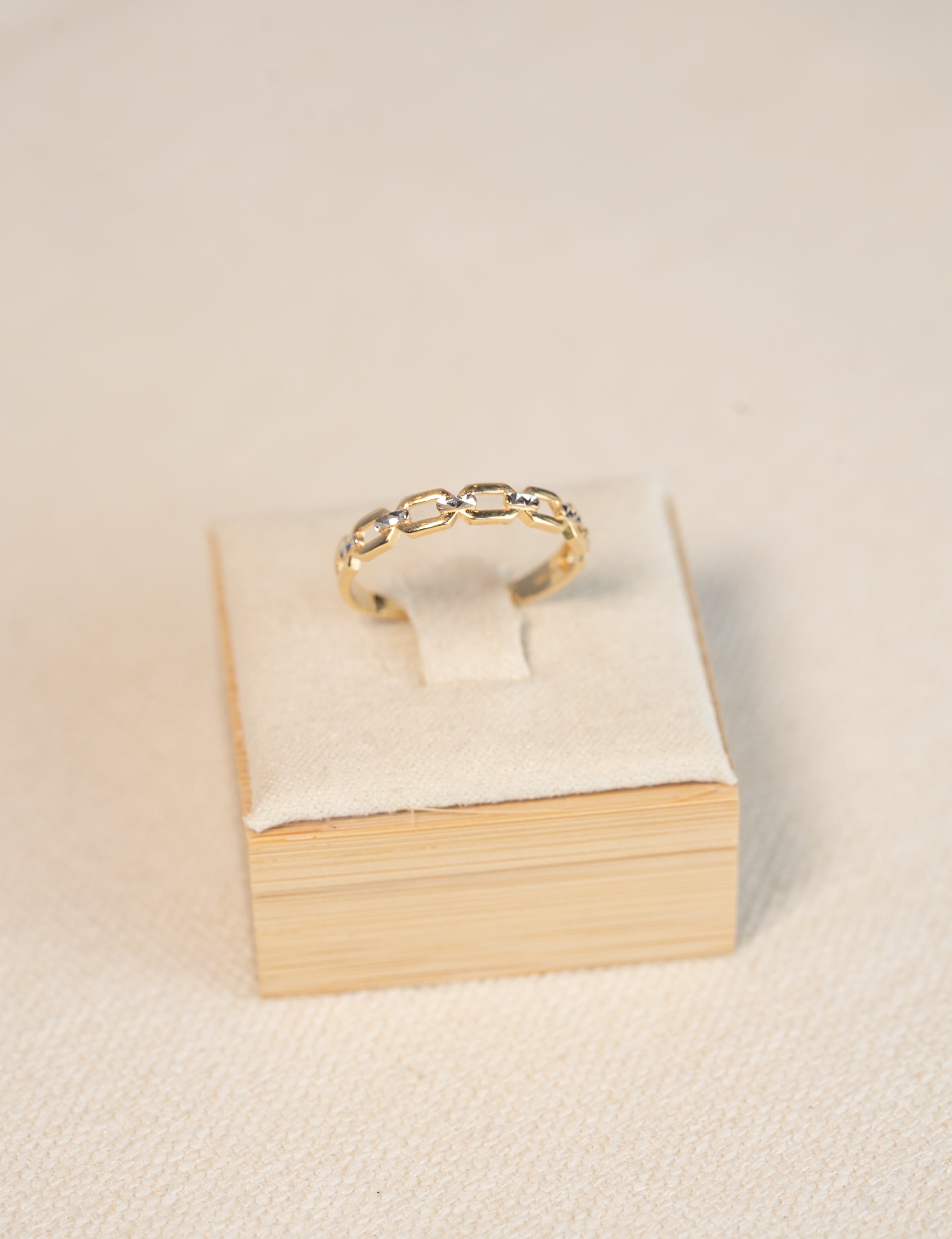 Chain Link Ring
